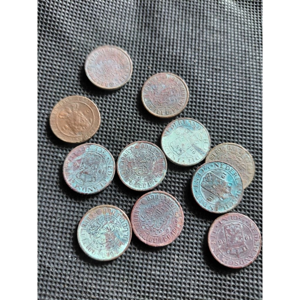 koin asli kuno temuan sungai