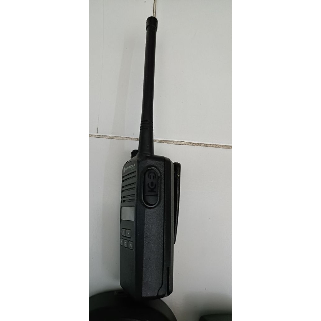 HT Motorola CP 1300 UHF 350Mhz