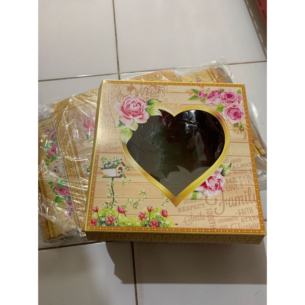 DUS TART LJ BUNGA / Kotak Kue / Dus Kue Tart Bunga Ukuran 26 / 28 / 30