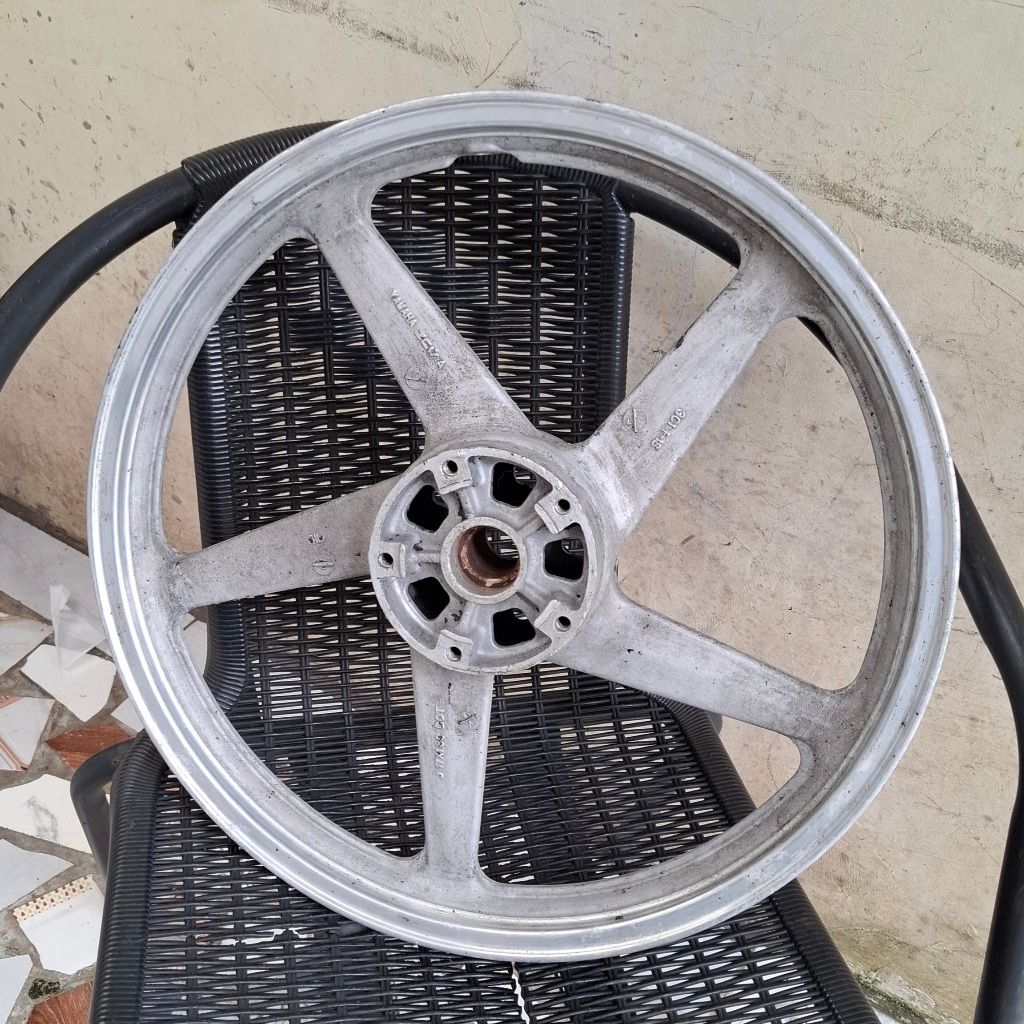 Velg depan vixion old original copotan