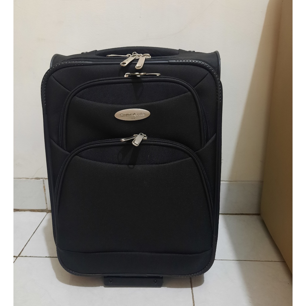 Koper Samsonite Hitam 18 inch Second