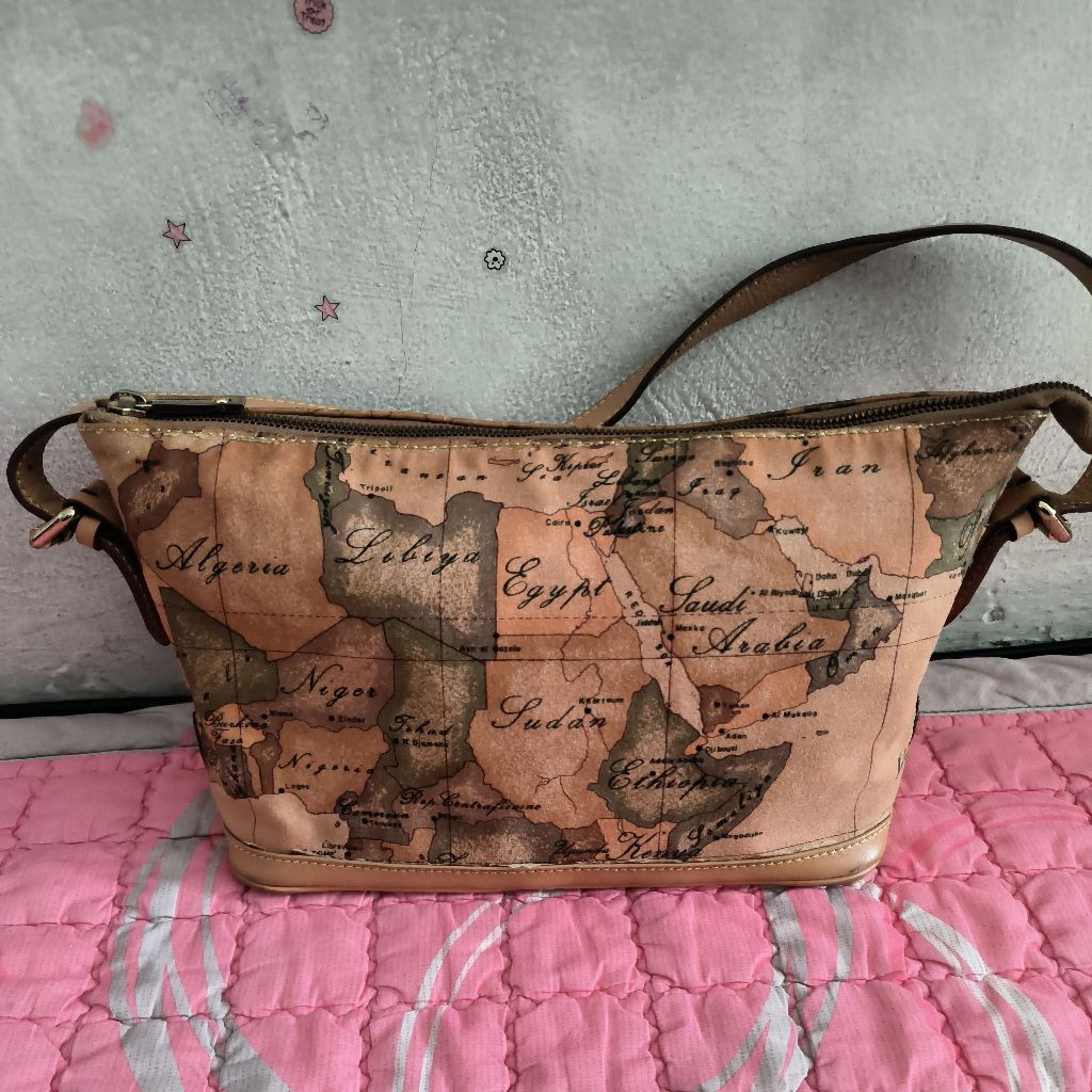 Tas Peta Preloved