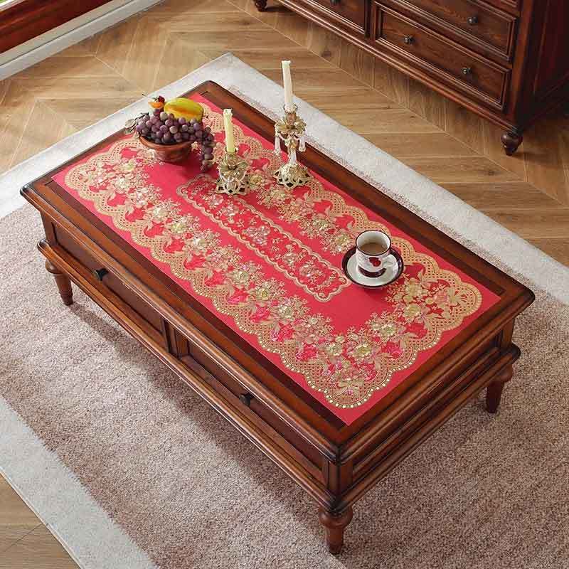 Karpet Meja PVC dengan Desain Emboss Emas - Edisi Terbaru, Tahan Air dan Panas - Untuk Alas Meja Mak