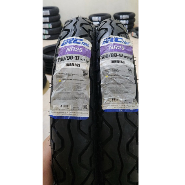 BAN LUAR IRC BELAKANG TUBELESS 100/90-17 NR25 VERZA MEGAPRO MONO CB 150
