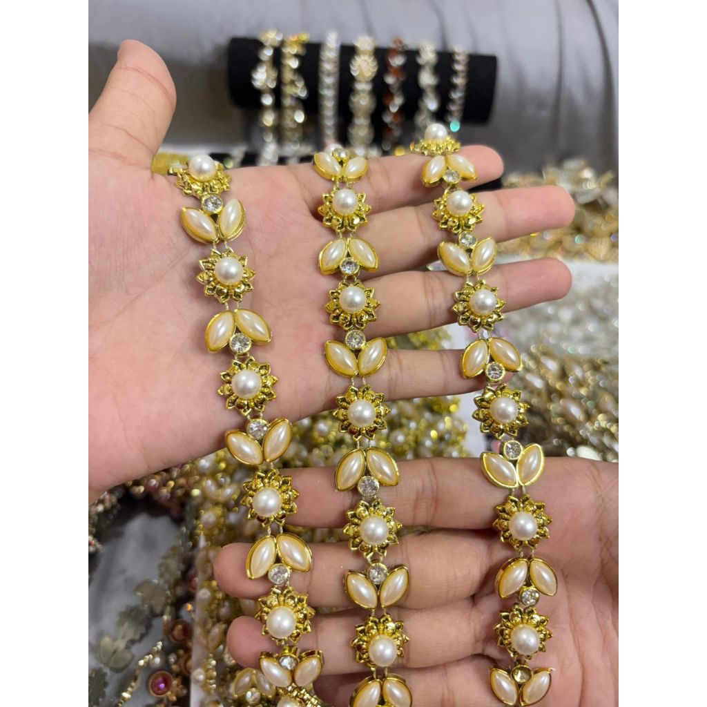 PER ROL Payet Rangkai Mutiara Bunga Diamond bahan plastik