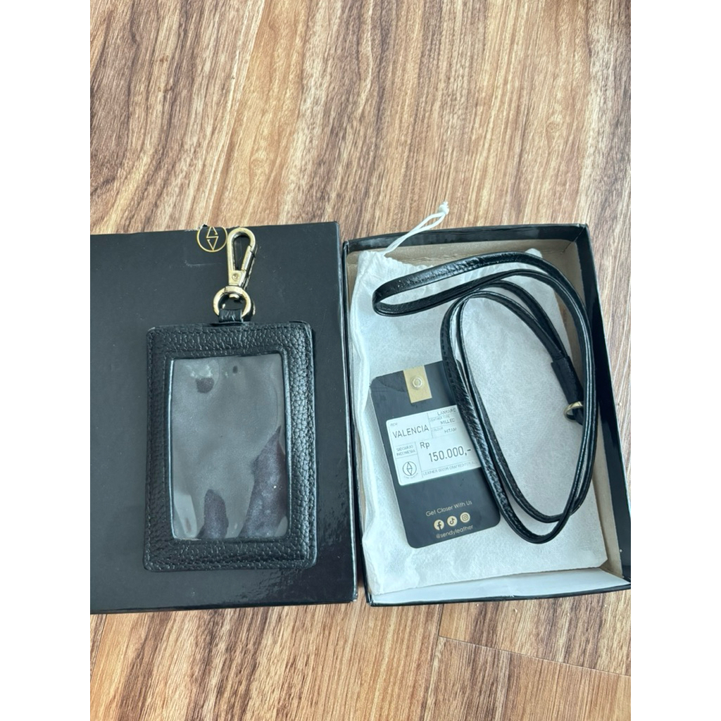 Preloved lanyard leather