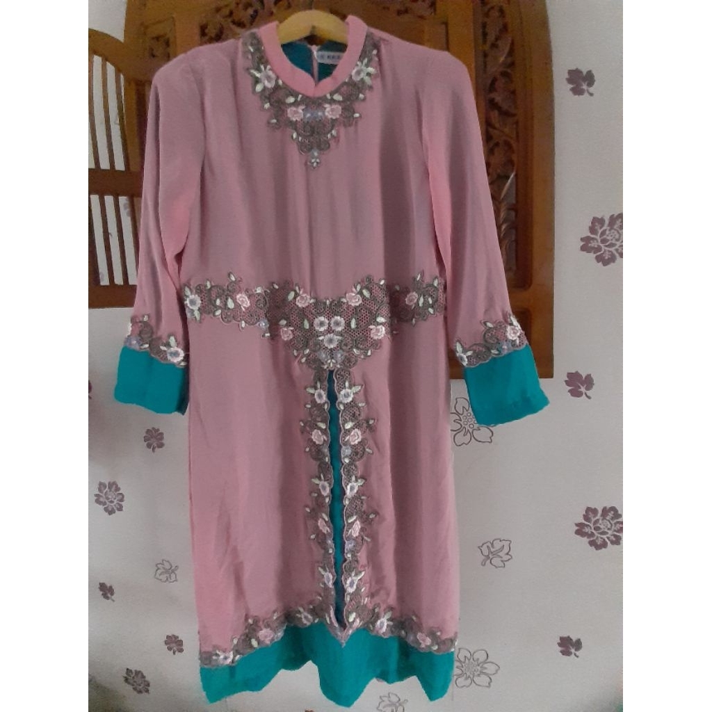 Baju Gamis / Atasan Wanita Preloved Second Branded ' REZA ' ( LD  100 P 110 )