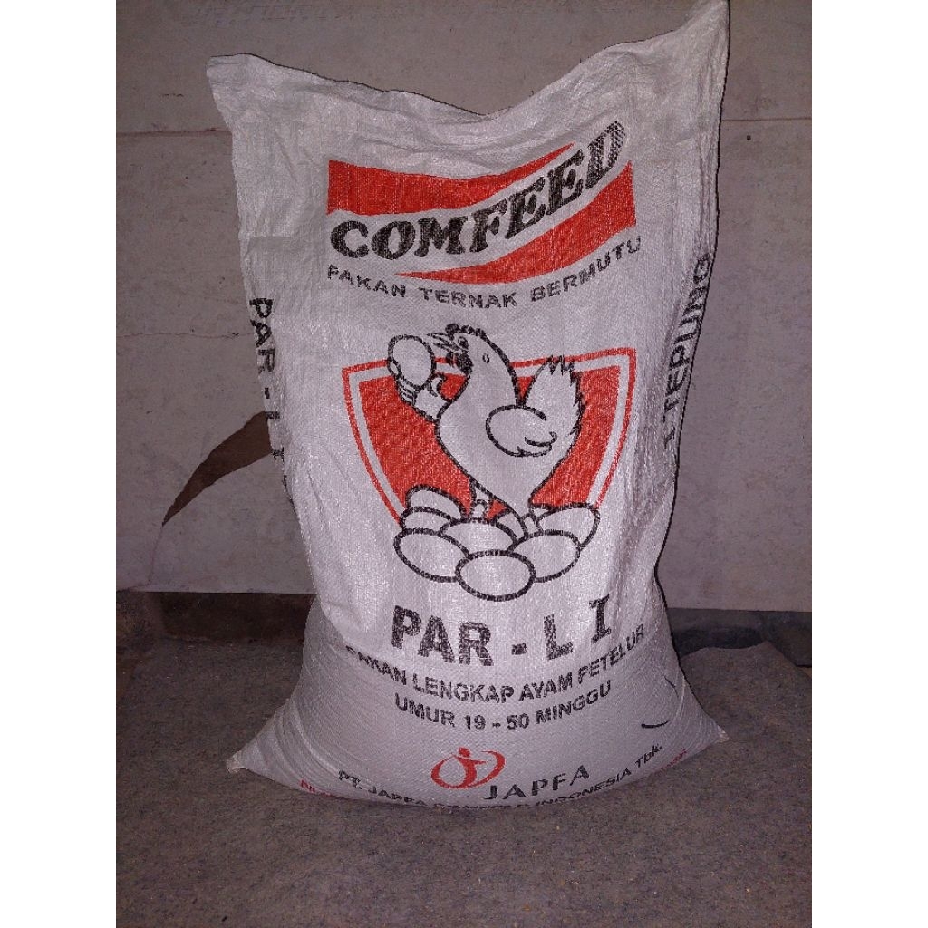 Pakan ayam Comfeed par L