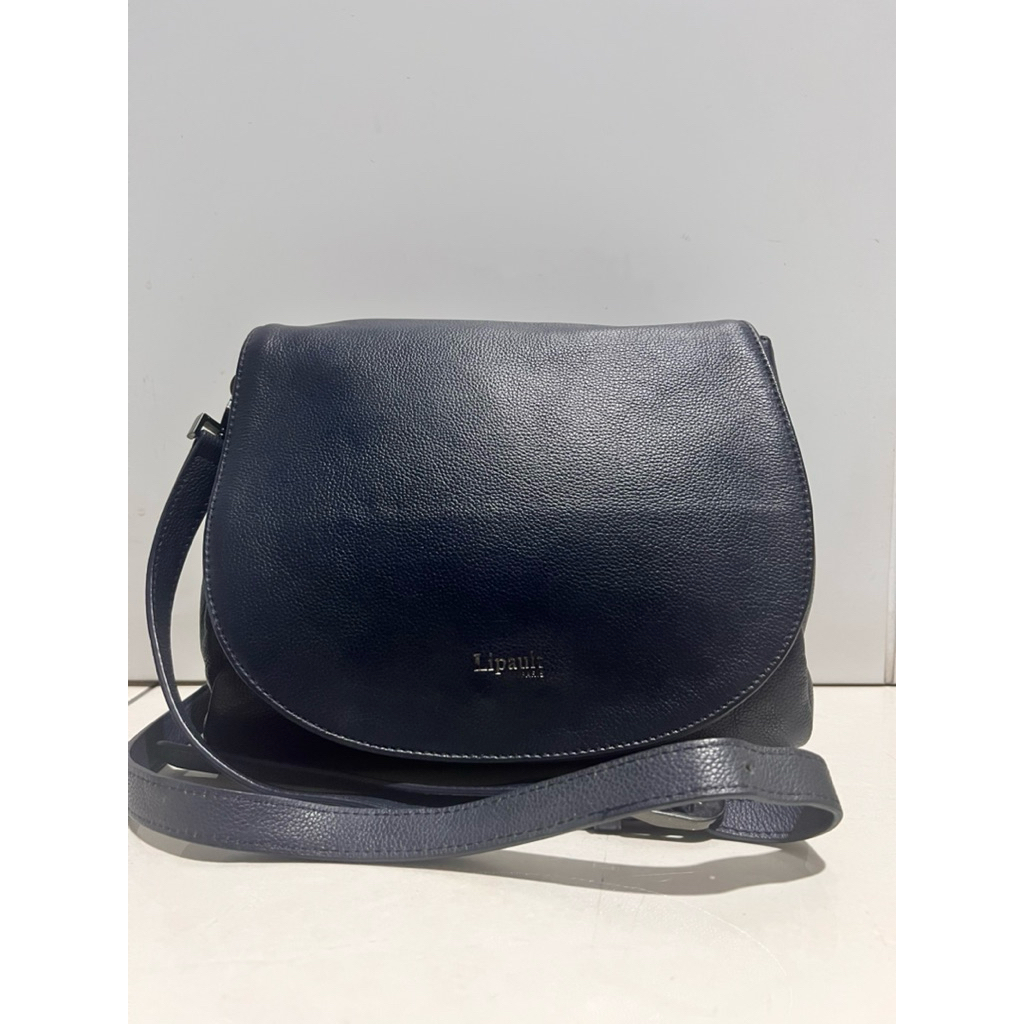 LIPAULT PARIS SLING BAG