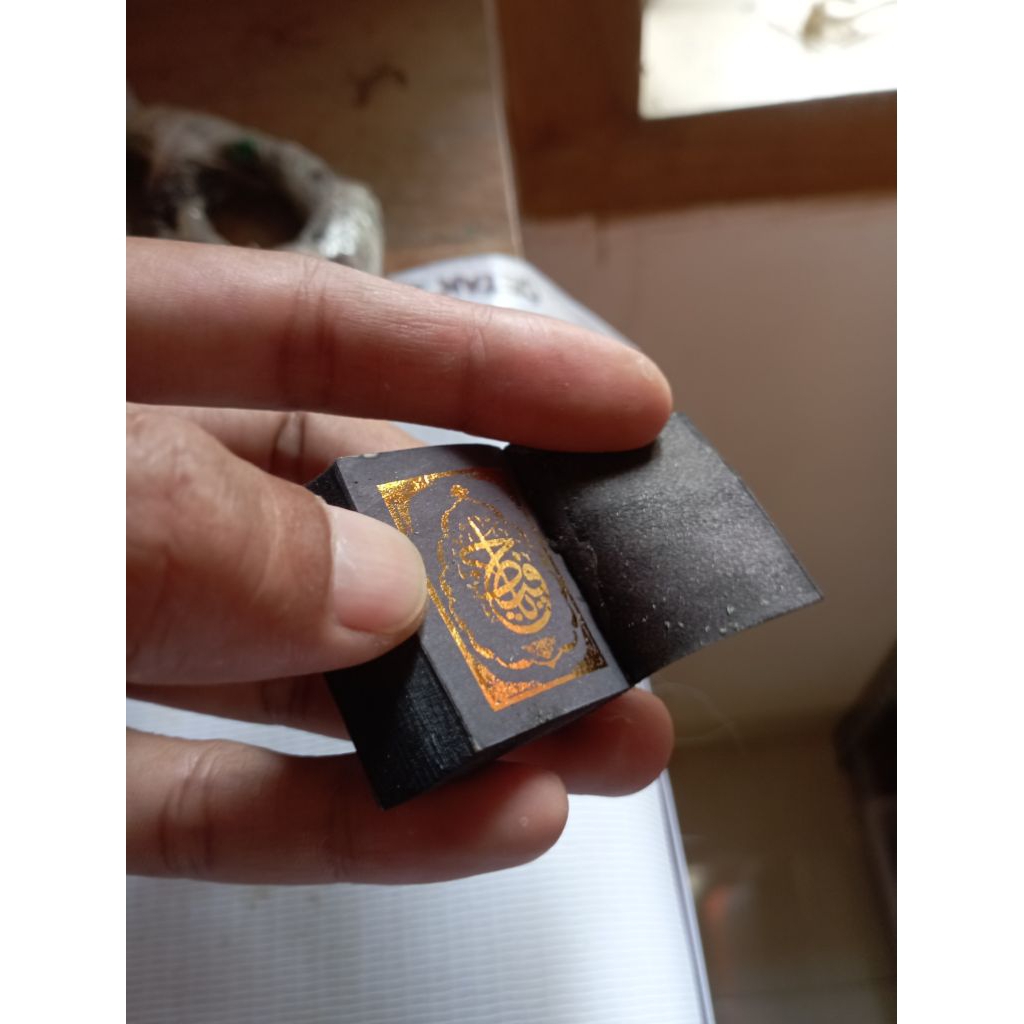 buku KITAB andarun Kertas warna hitam tinta warna emas