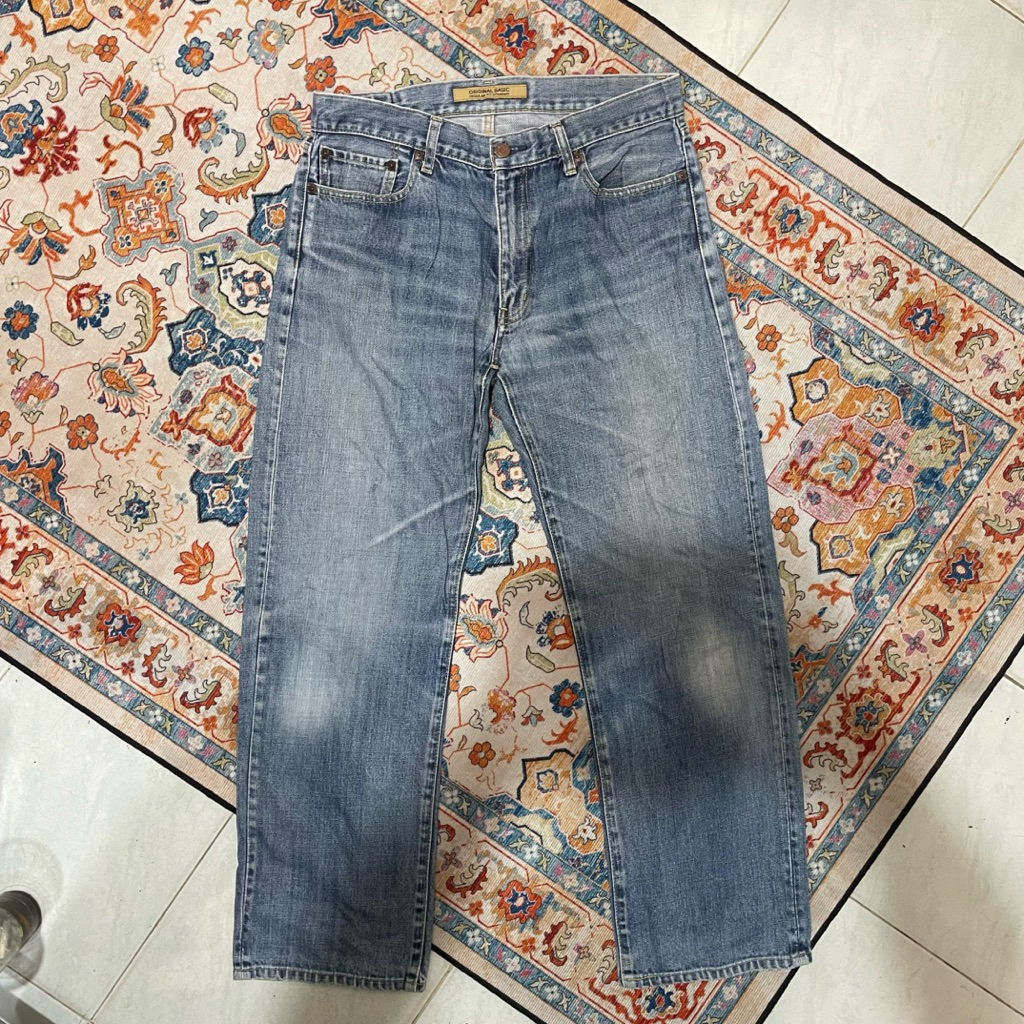 CEK DEKSRIPSI SEBELUM CO Celana Panjang Jeans Pria Cowok Reguler Fit Straight Brand UNIQLO Original 