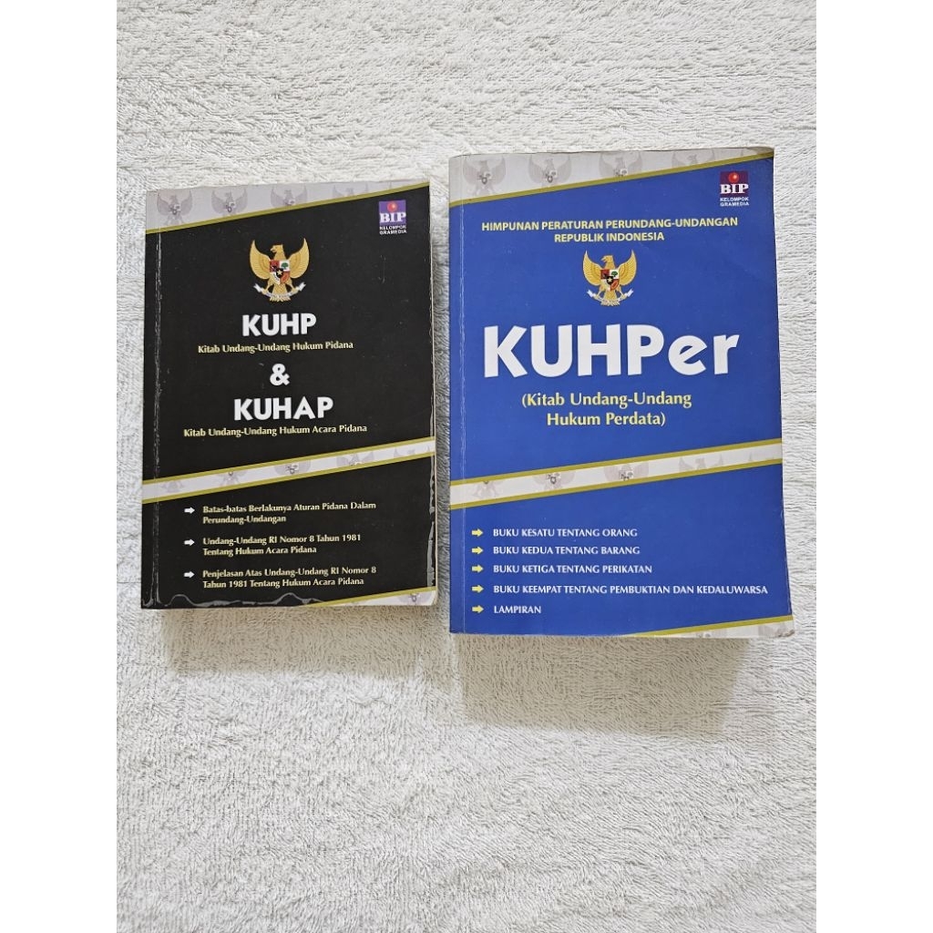 Preloved Buku KUHP dan KUHPer BIP Kelompok Gramedia