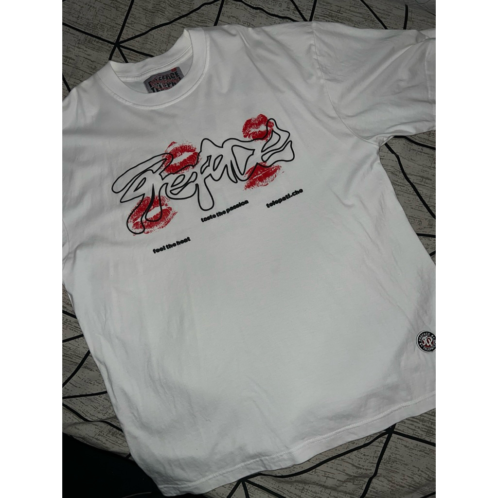 Kiss of Summer White Tee (PREFACE x Telepati Che)