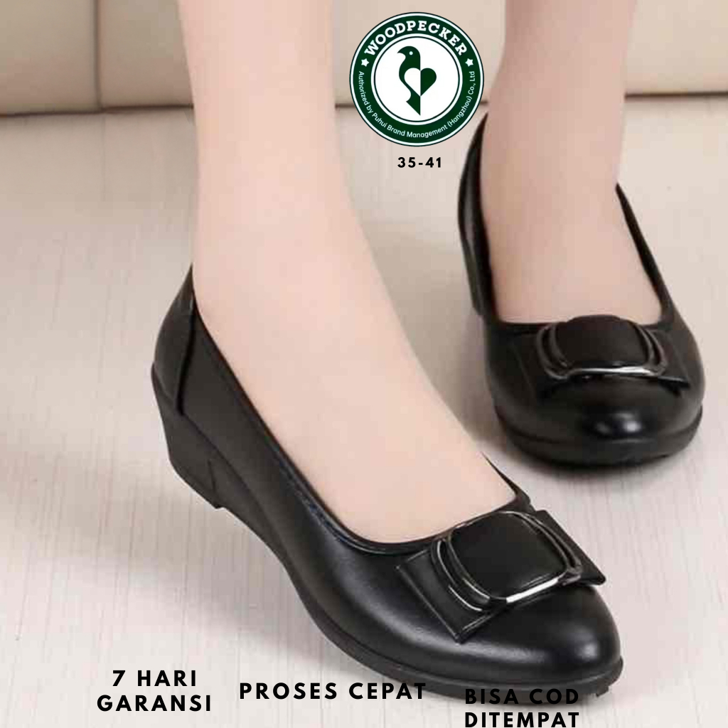 WOODPECKER-Sepatu Wanita Wedges-Slip on Dijamin Awet-Outsole Karet