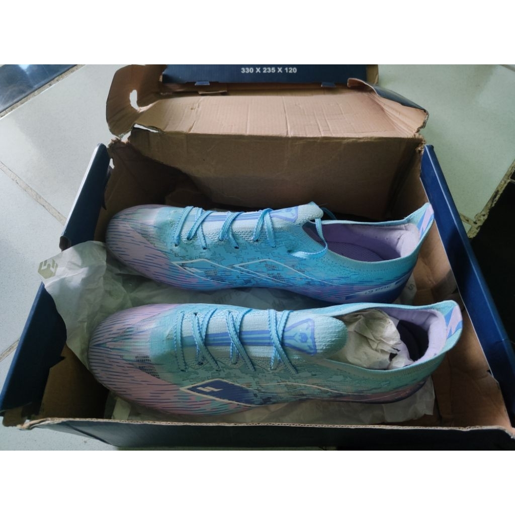 sepatu bola mills xyclop speedfreak 1.2 elite