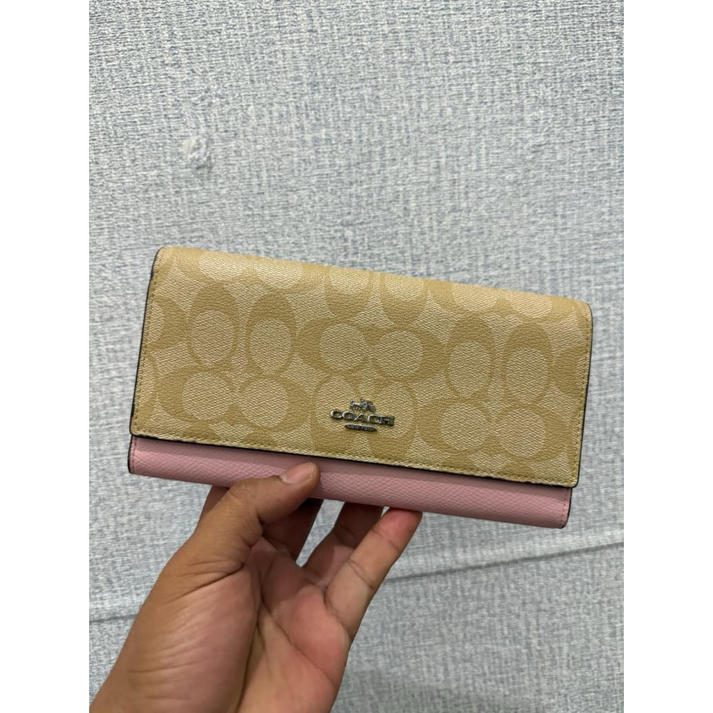 Dompet Panjang Wanita Coach