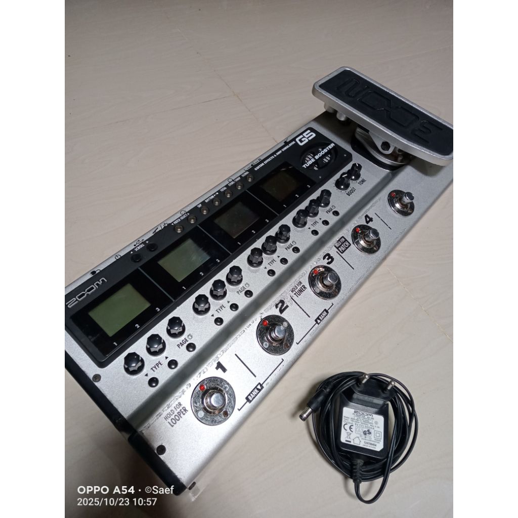 Efek Gitar Zoom G5