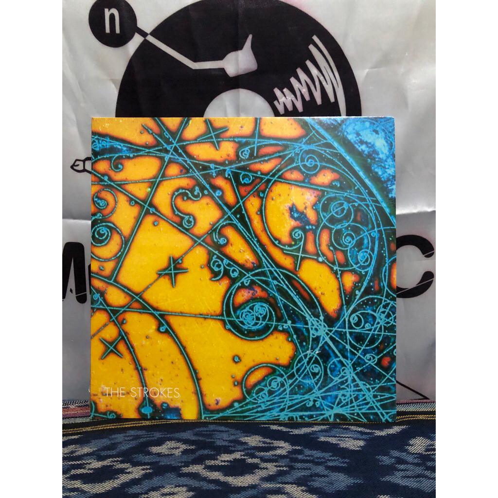 Vinyl / Piringan Hitam The Strokes - Self Titled