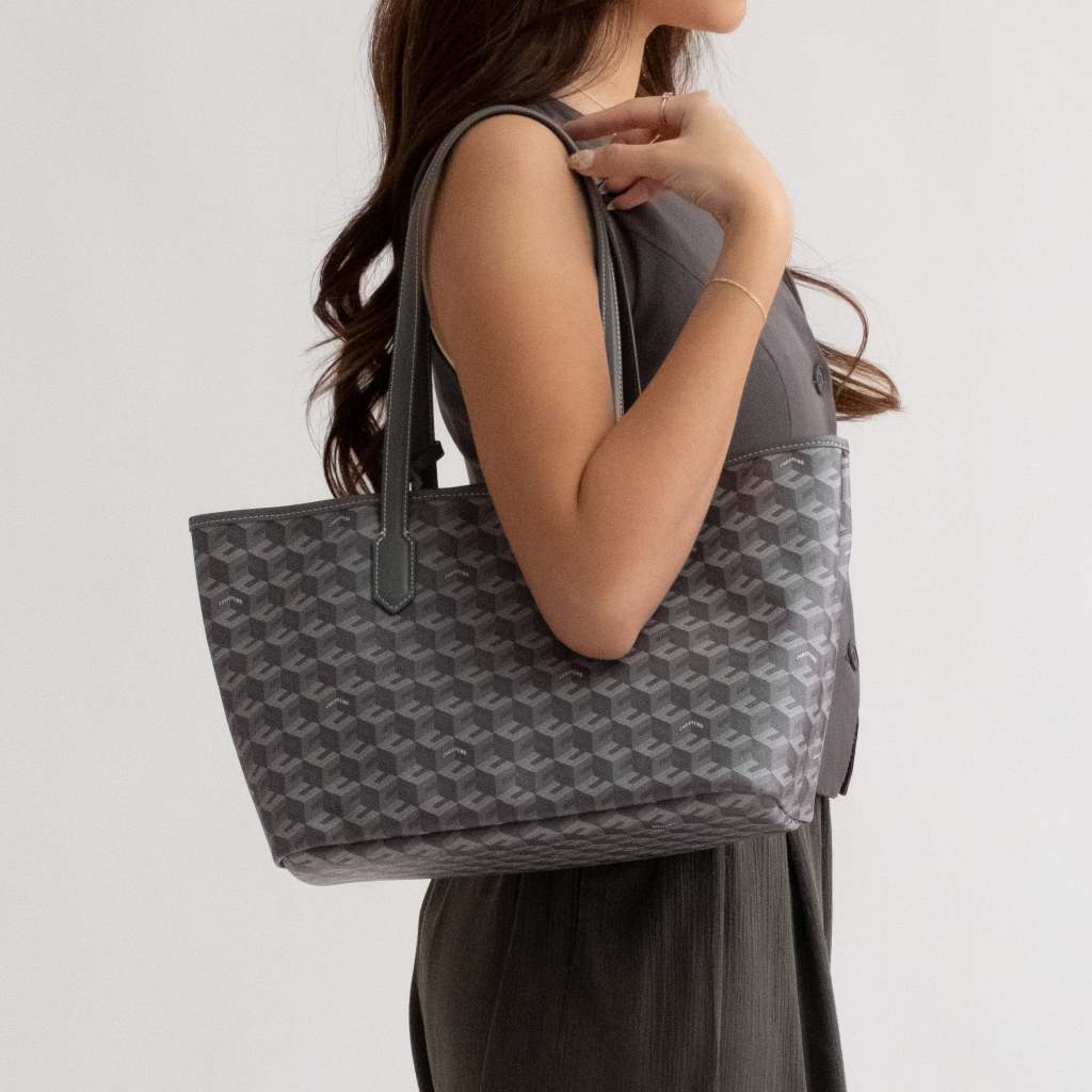 Russo Medium Tote Bag Official Christy Ng