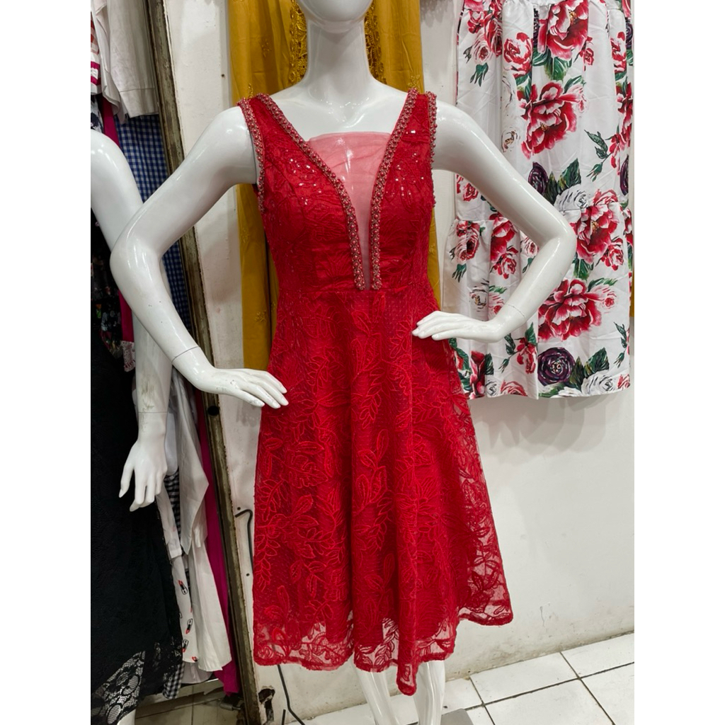 Dress pesta mewah merah dress merah gaun undangan