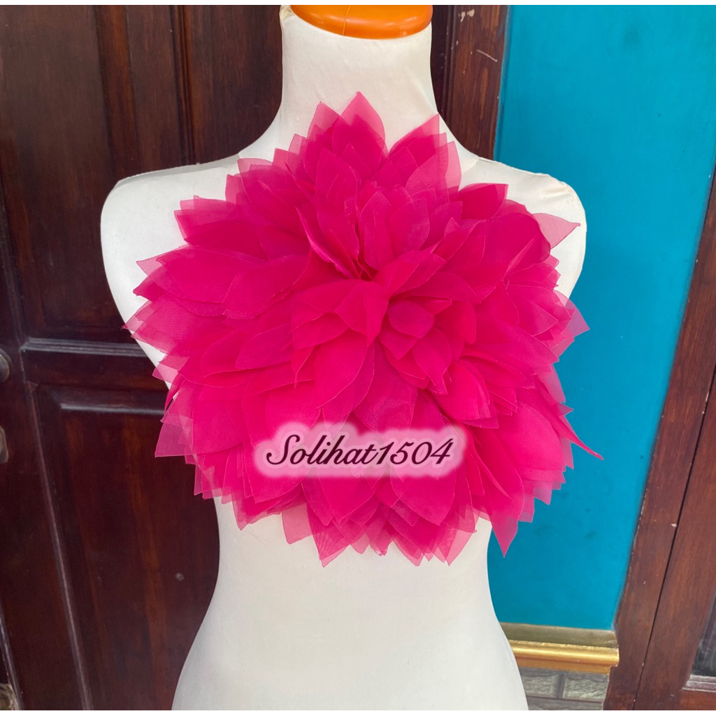 Aplikasi bunga jumbo/bunga kain bahu/aksesoris kebaya