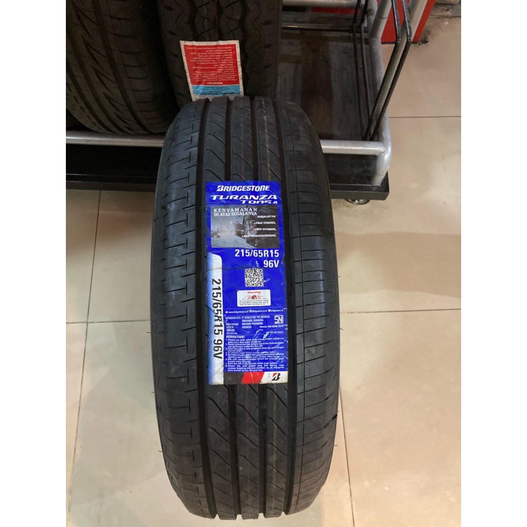 ban mobil bridgestone turanza T005 ukuran 215 65 R15