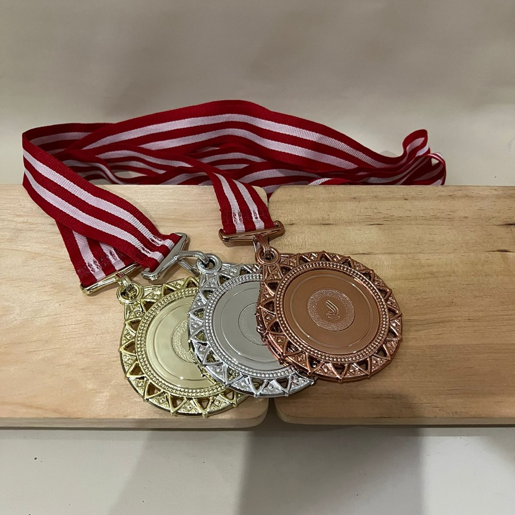 Medali Plastik Warna Emas Perak Perunggu