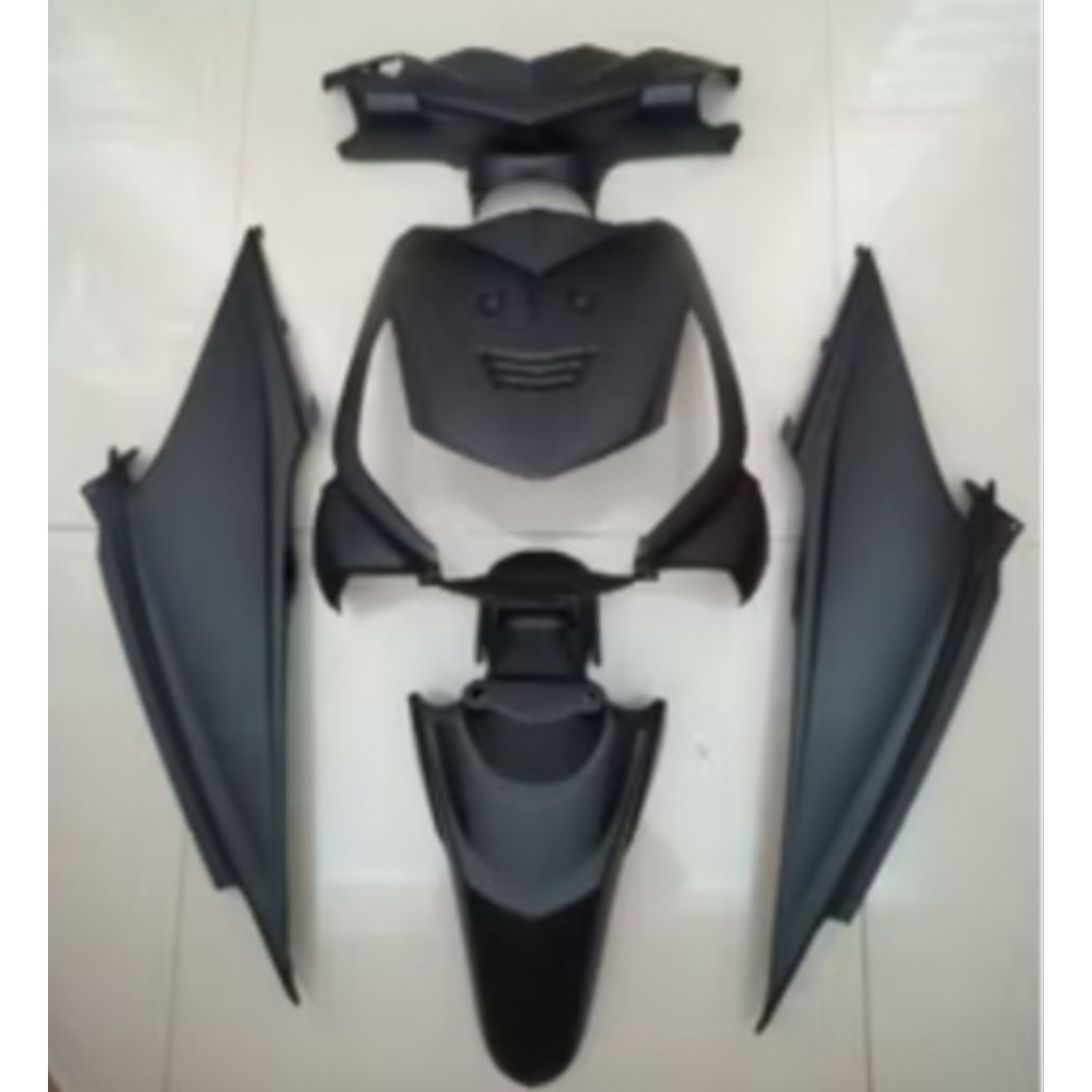 paket cover body Halus motor Honda Beat Karbu tahun 2008 - 2012 Warna HITAM Doff