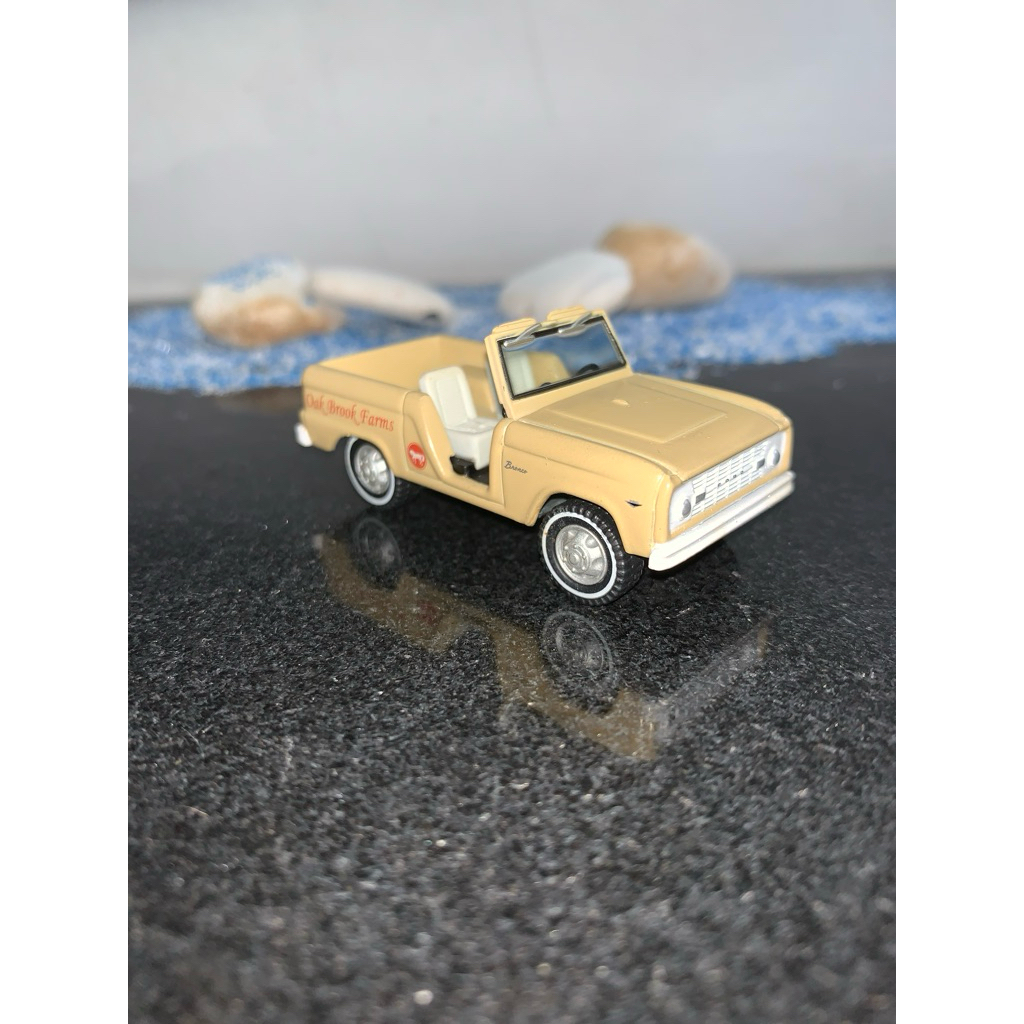 JOHNNY LIGHTNING JEEP RC2