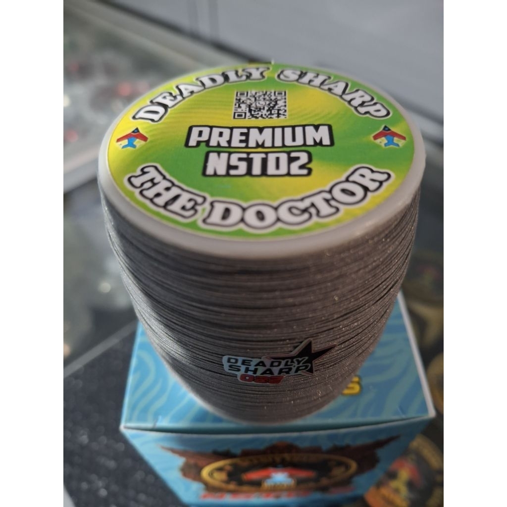 Gelasan DEADLY SHARP PREMIUM NSTD2 ( 2.000 ) YARD Bahan Abu import warna Abu-Abu