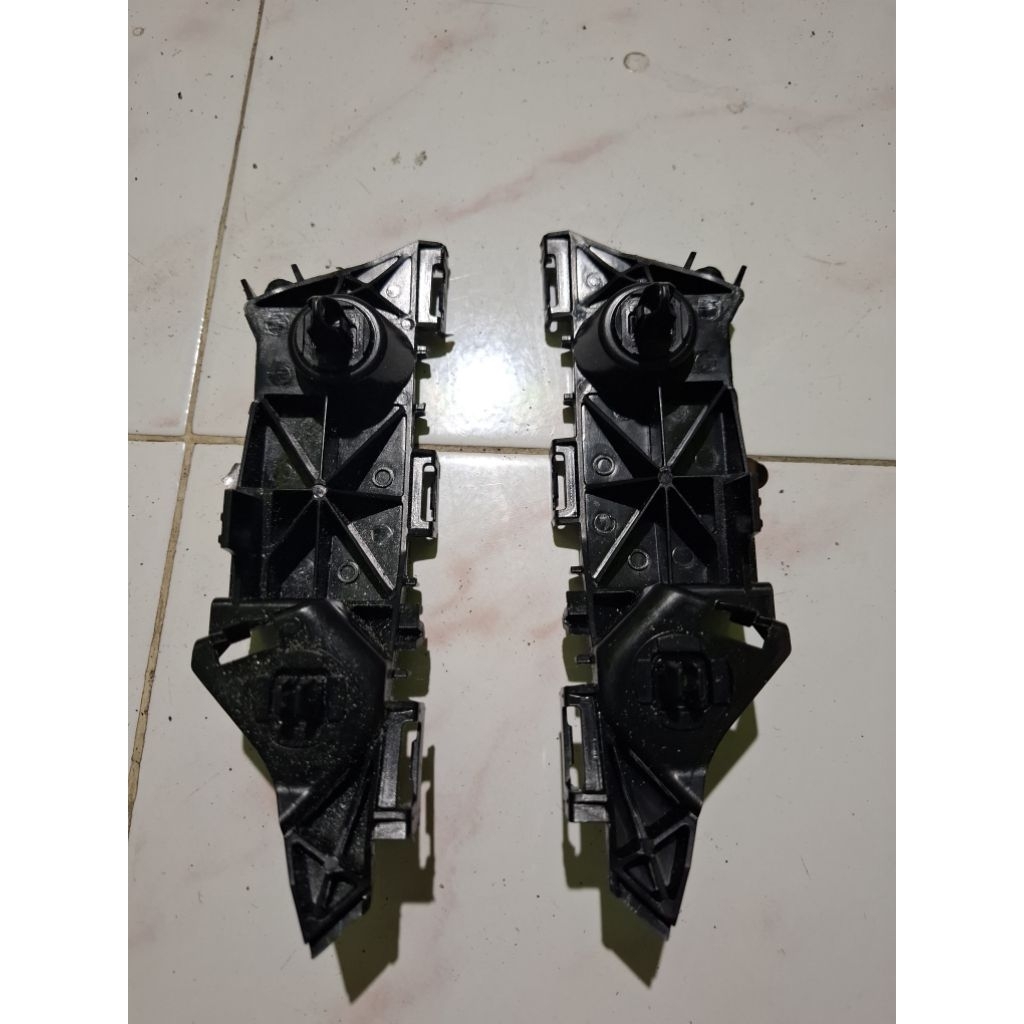 BRACKET BEMPER DEPAN AVANZA, XENIA ORIGINAL 2012-2015