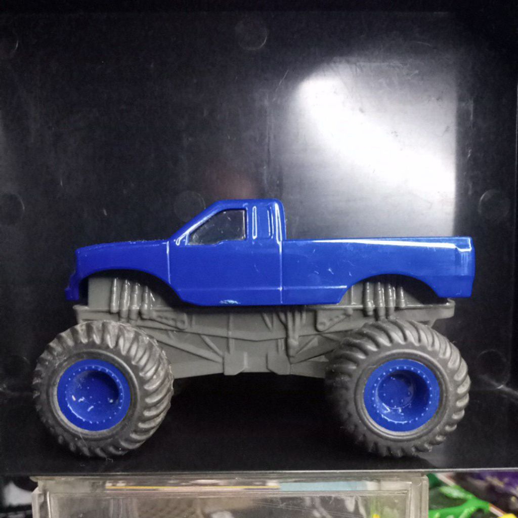 TOYS MOTOR SPORT MONSTER JAM HAPPY MEAL MCD