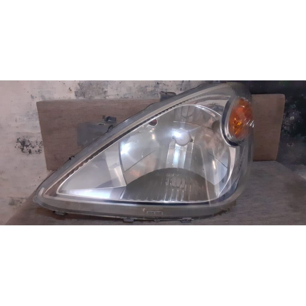 Headlamp Lampu Depan Avanza Xenia Non vvti 2004 2005 original sebelah kiri LH