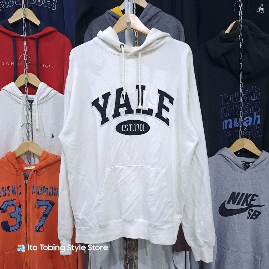 Hoodie YALE University Putih