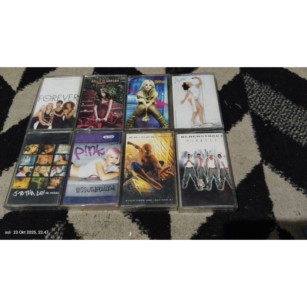 kaset pita spice girl - kelly clarkson - britney spears - kylie minogue -jeniffer lopez - pink - ost