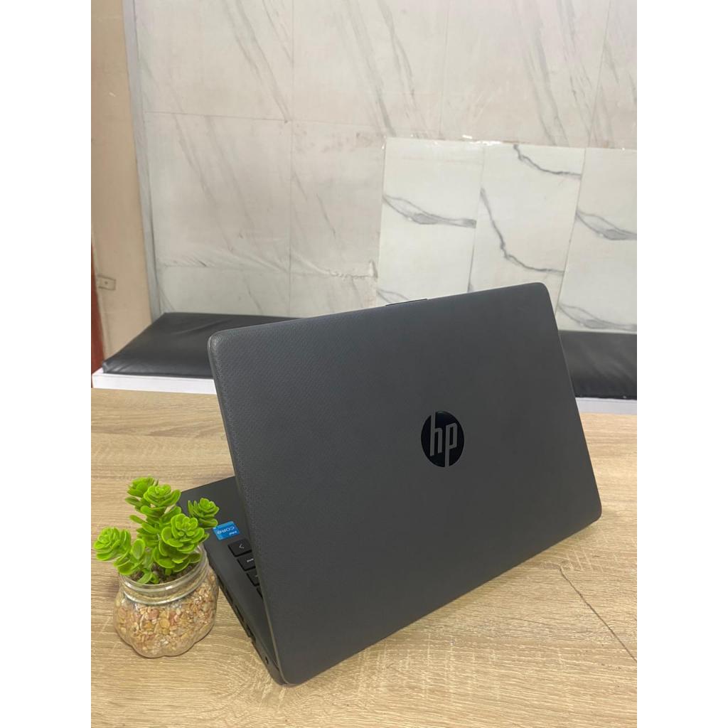 HP 240 G8 INTEL CORE I3-1115G4 RAM 4 GB SSD 256 GB
