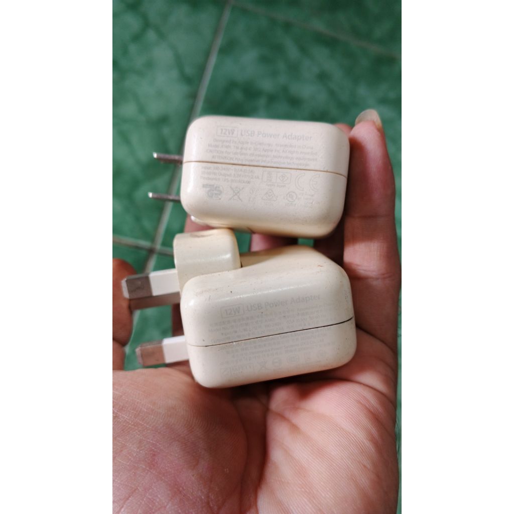 batok charger iphone 12w original / charger apple