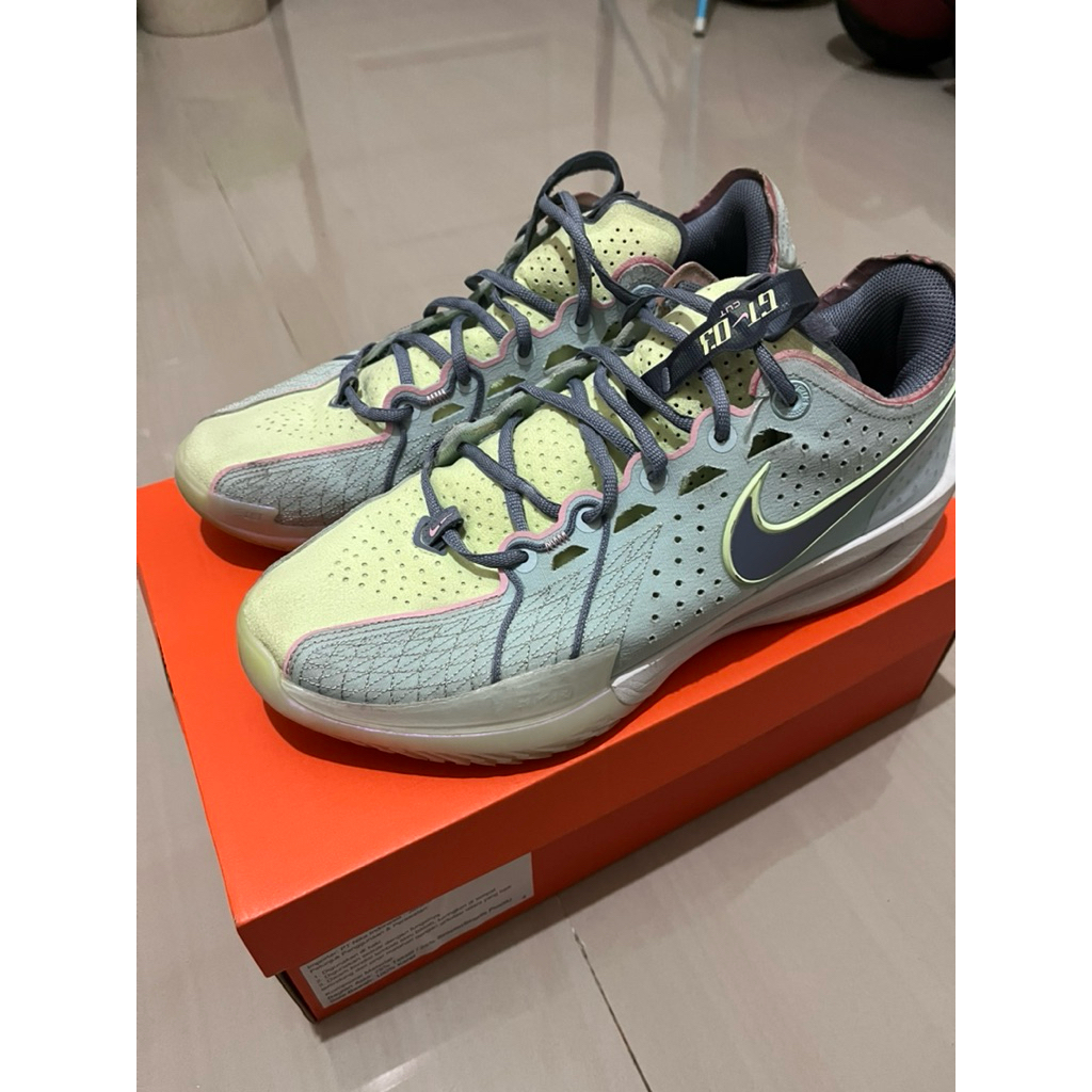 NIKE GT CUT 3 EASTER
