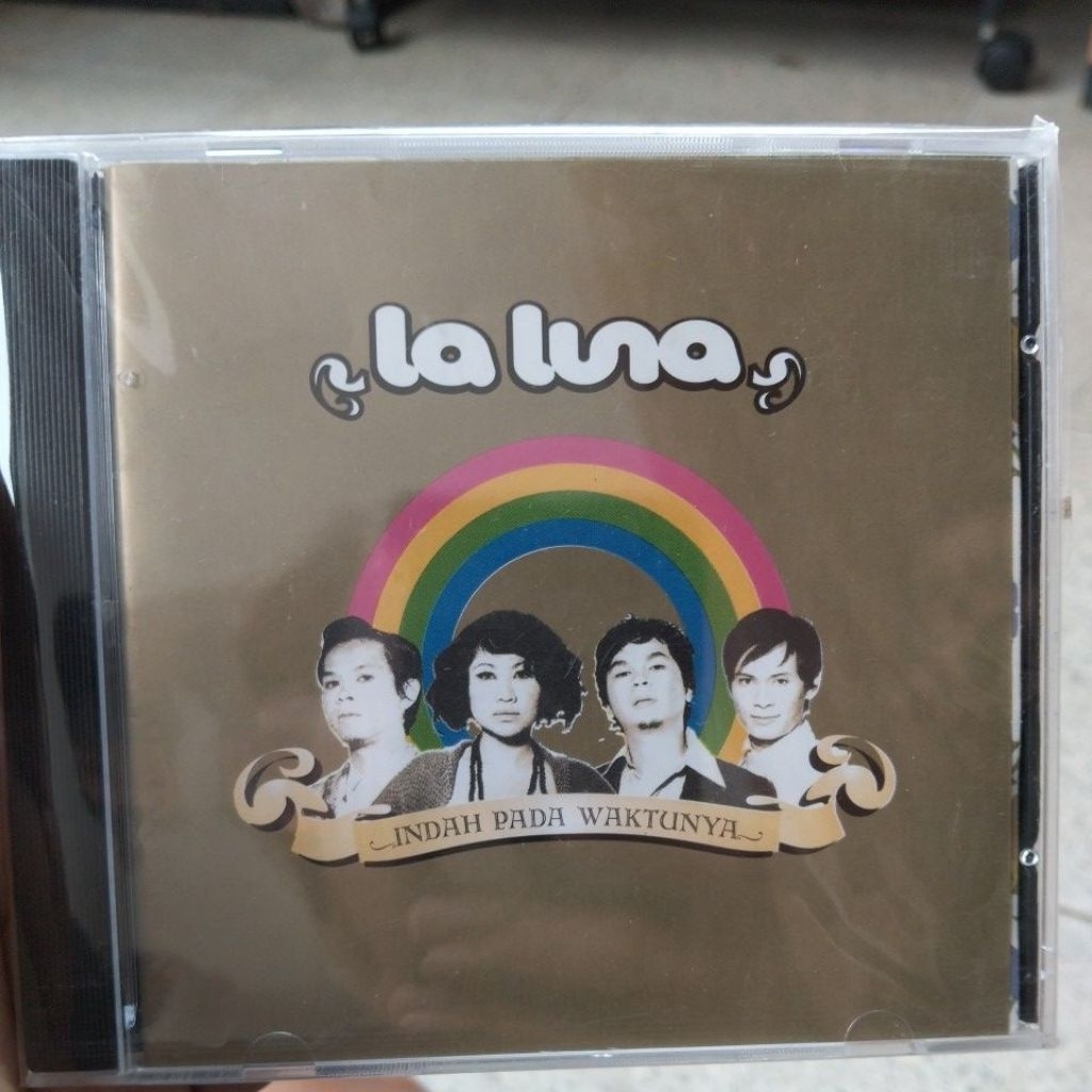 CD la Luna - indah pada waktunya a
