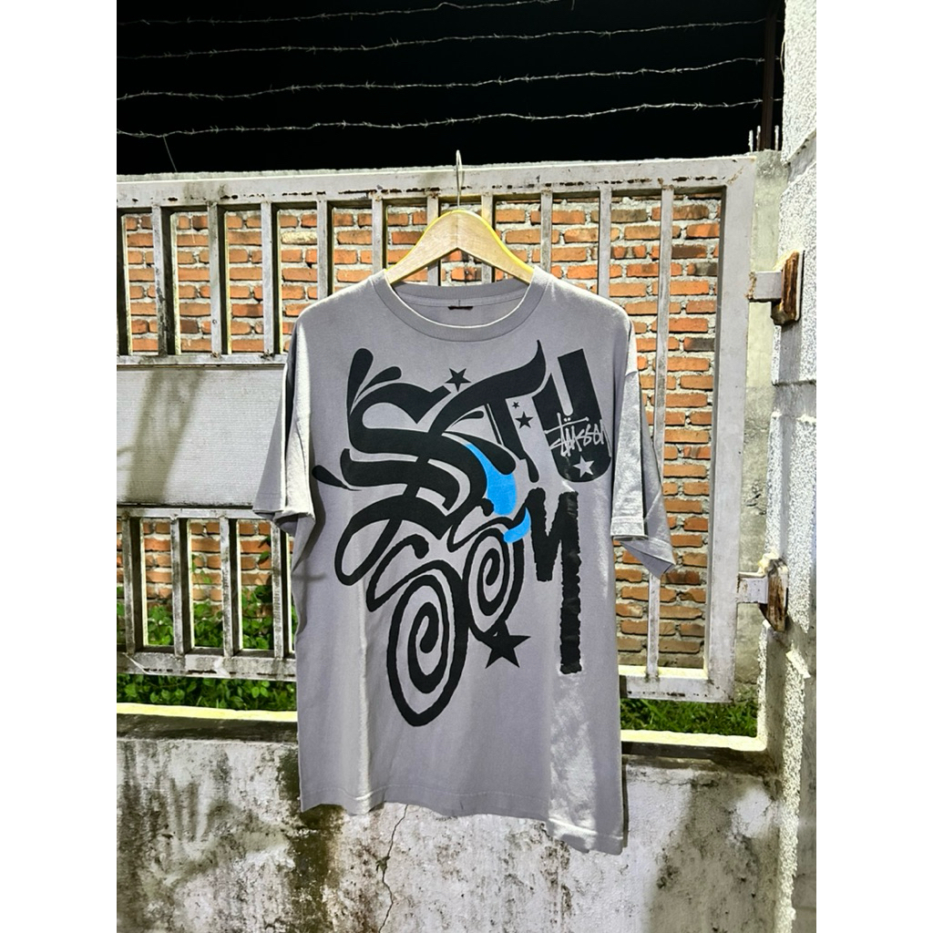 stussy vtg 00s  tag cut