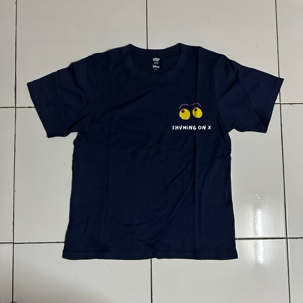 [READY] Uniqlo UT x Disney Navy Shirt Size L