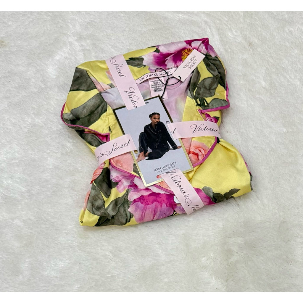 Pajamas Victoria’s Secret Set Baju Tidur Pendek Yellow Flower - ORIGINAL