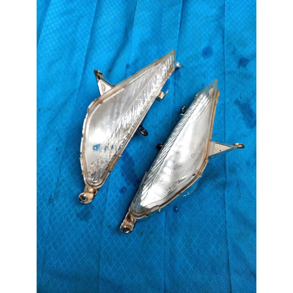 lampu sen depan Yamaha Vega RR Original / lampu sen Vega RR Original copotan