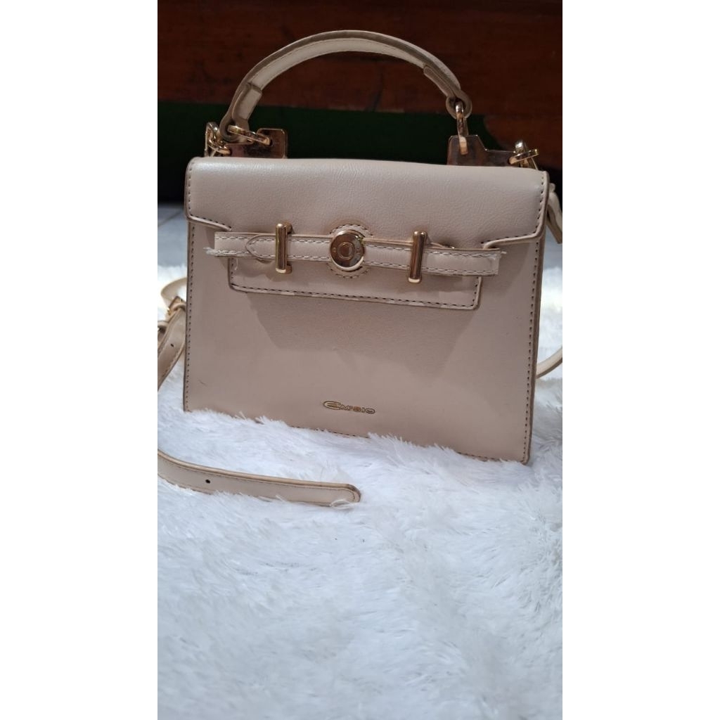 tas Emsio by Elizabeth