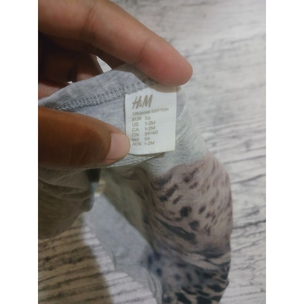 preloved romper hnm newborn