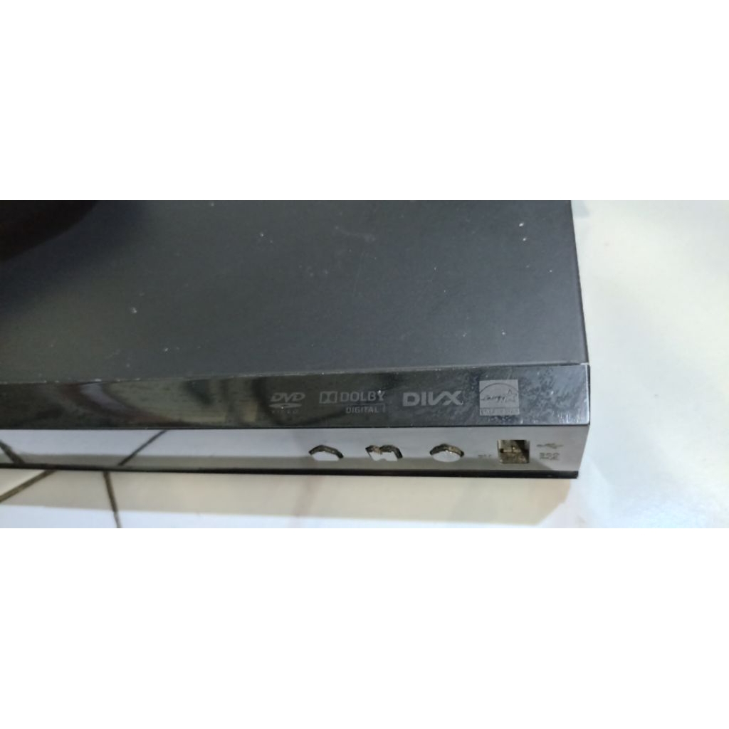 preloved- DVD Player Samsung E360
