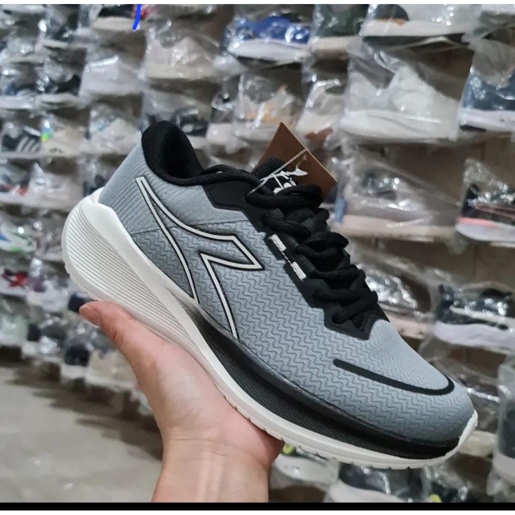 Diadora Running Men - Dark Grey Size 44