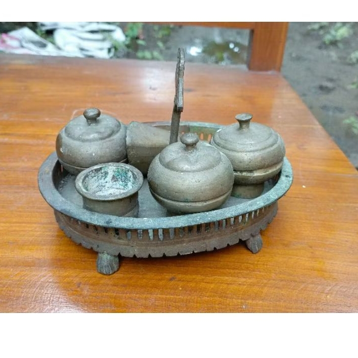 kinangan kuningan lawas antik jadul vintage kuno