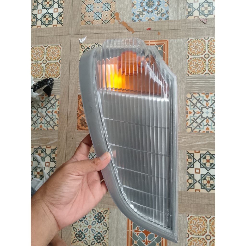 lampu sen canter depan atas 100% original