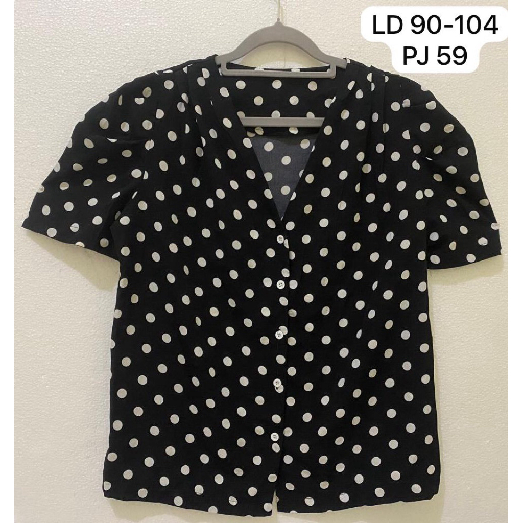 Blouse lengan pendek bahan katun rayon